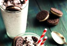 Super smoothie με μπισκότα και παγωτό