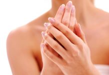 3 tips για να αντιμετωπίσεις την ξηρότητα στα χέρια