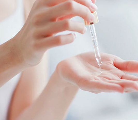 Βάλε baby oil στο μανικιούρ σου – Μόλις δεις τι κάνει, θα πάρεις δεκάδες baby oil