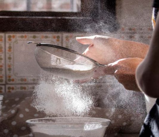Σπιτικές συνταγές ομορφιάς με μαγειρική σόδα! μαγειρική σόδα μυστικά ομορφιάς