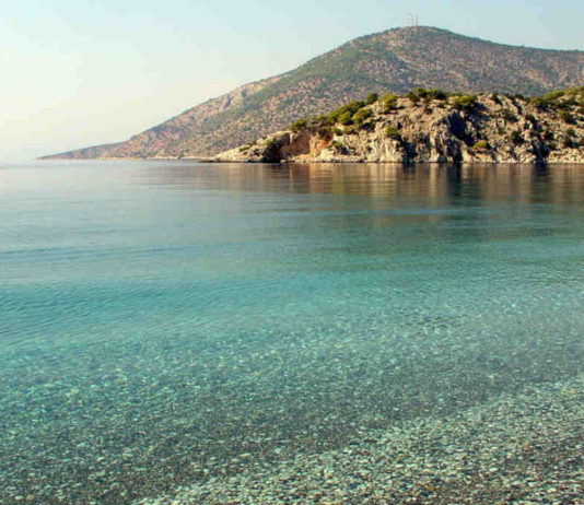 Οι 6 ομορφότερες παραλίες στην Αττική από τον Τάσο Δούση – Κρυμμένοι παράδεισοι ομορφότερες παραλίες Αττική