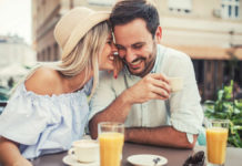 Ζώδια και σχέσεις: Ποιοι είναι πιστοί μέχρι τέλους και ποιοι φλερτάρουν ασύστολα; ζώδια και σχέσεις