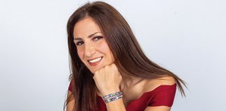 Χάρη στα χρωματιστά links της Nomination έχω τέλειο στυλ (και υπέροχη διάθεση!)